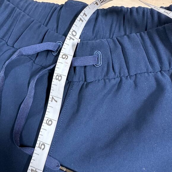 Lululemon On The Fly Crop Woven 23" True Navy Women's Size 4 Excellent Condition - Picture 11 of 12
